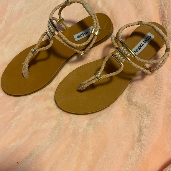 Steve Madden Flexii Sandal - Picture 4 of 7